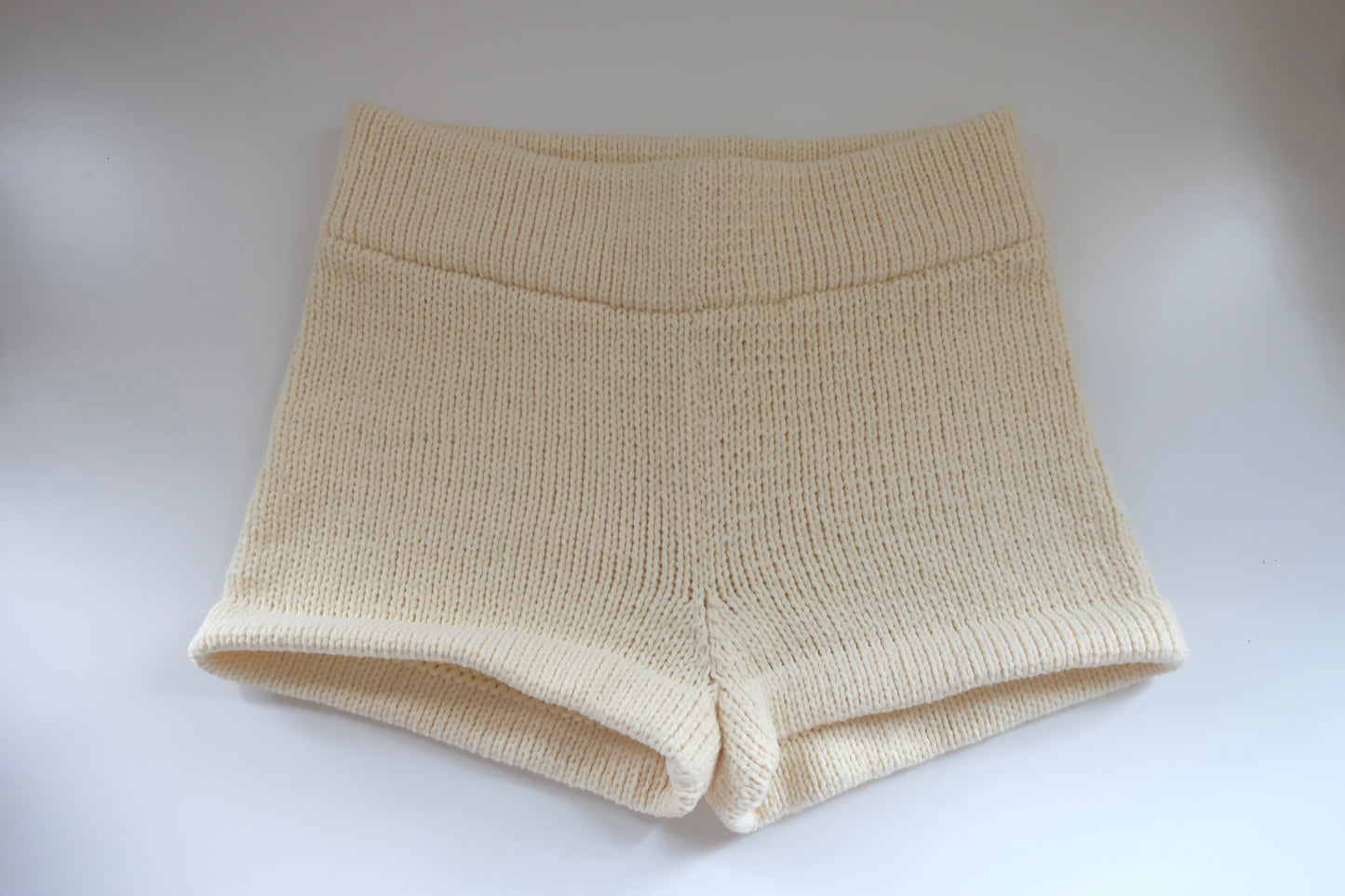 Micro Knit Shorts Butter Yellow